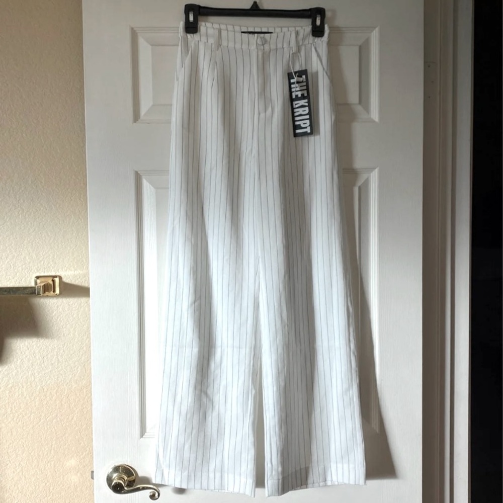 NWT high waisted wide leg pants XS
